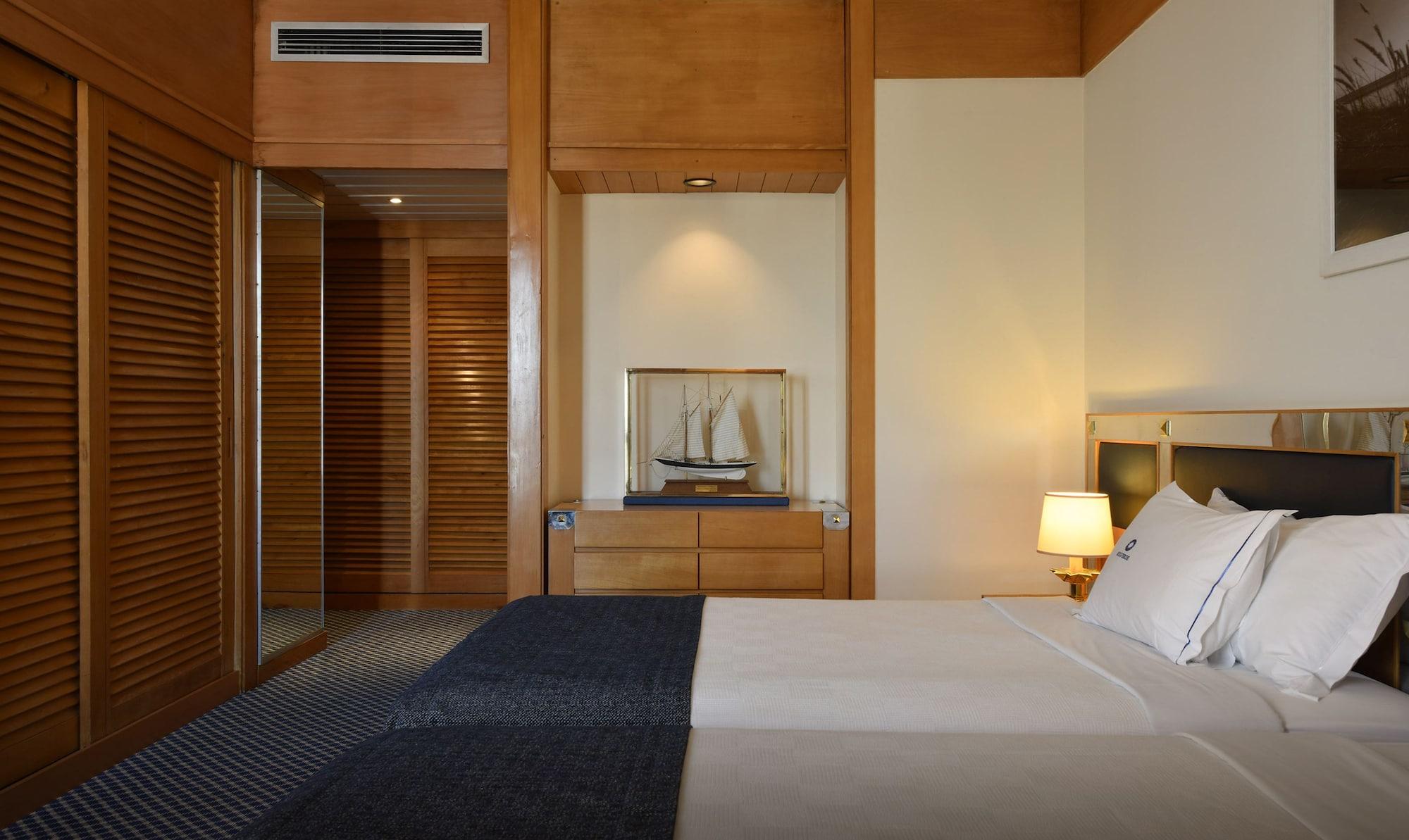 فندق الجارف كازينو بورتيماو المظهر الخارجي الصورة A bedroom at the hotel