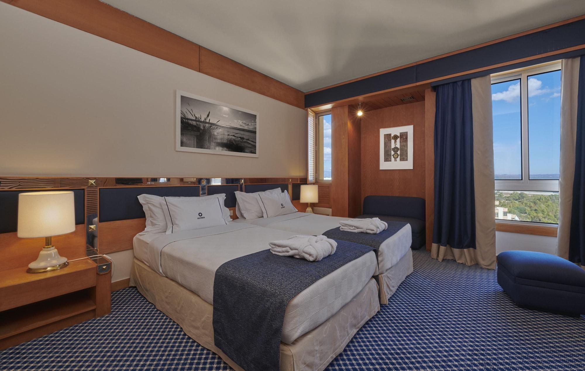 فندق الجارف كازينو بورتيماو المظهر الخارجي الصورة A room at the hotel