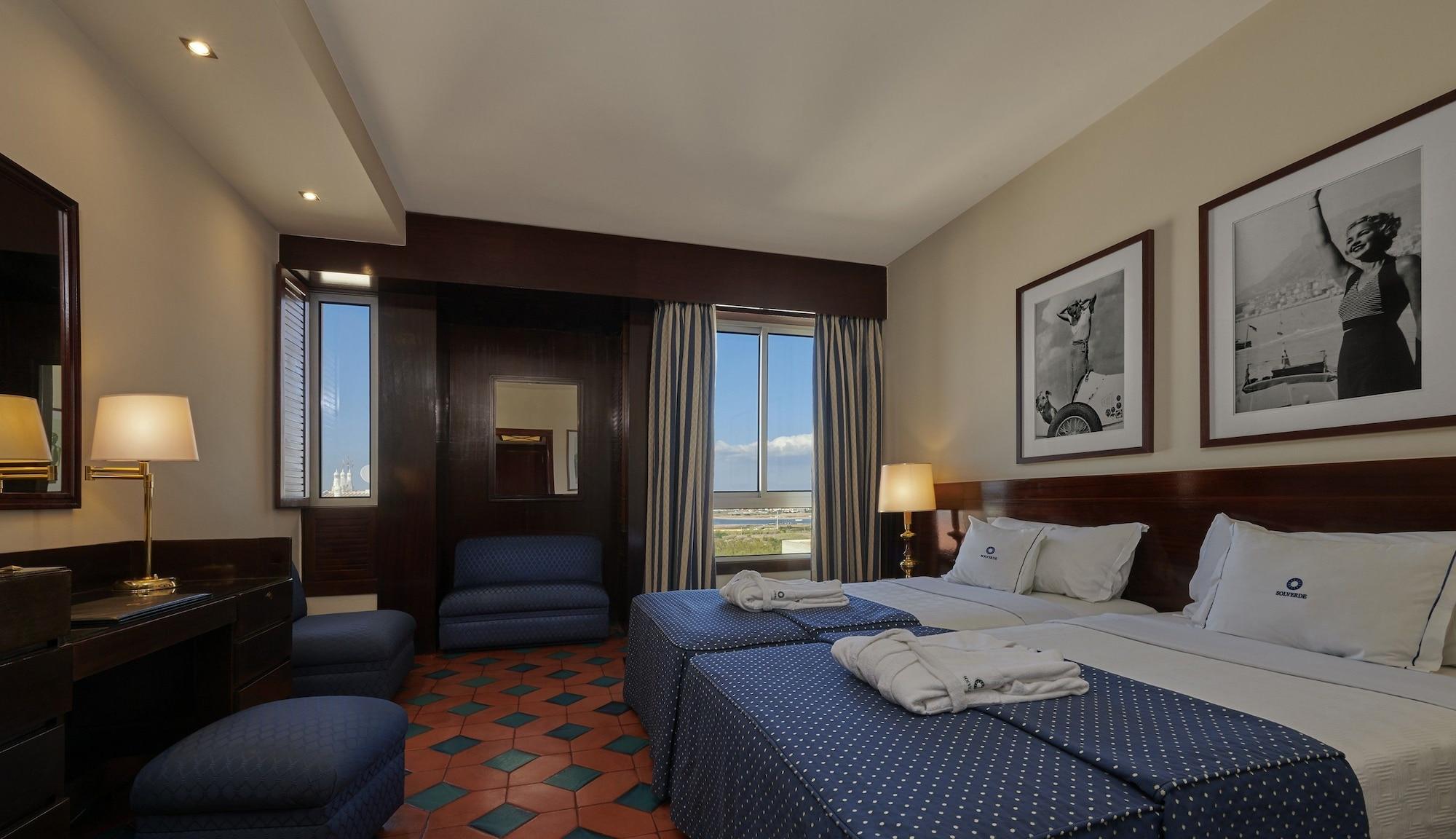 فندق الجارف كازينو بورتيماو المظهر الخارجي الصورة A room at the hotel