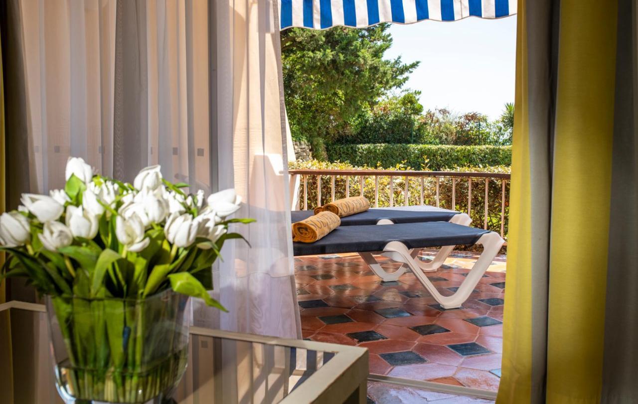 فندق الجارف كازينو بورتيماو المظهر الخارجي الصورة A view of the hotel's terrace